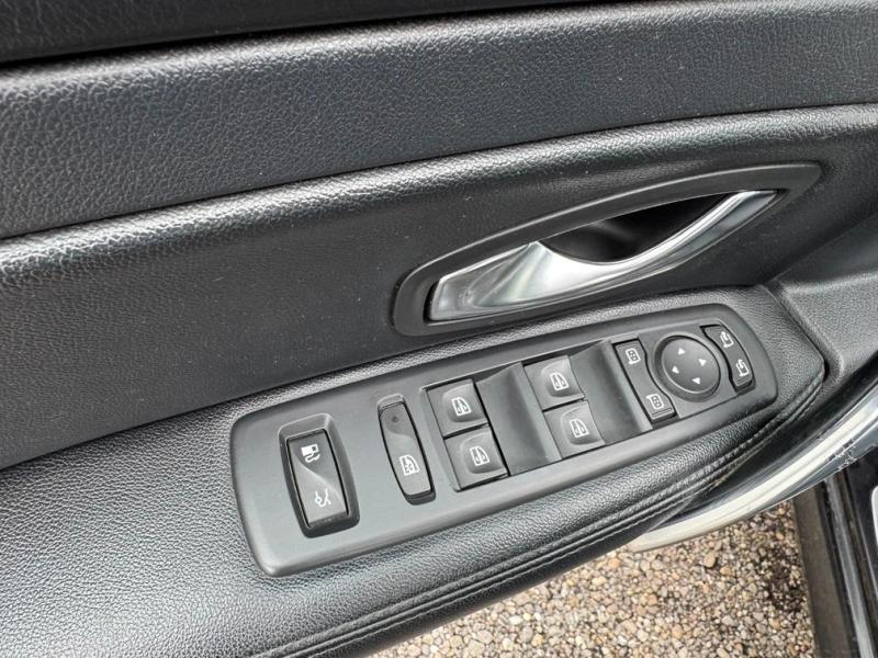 Car Thumb