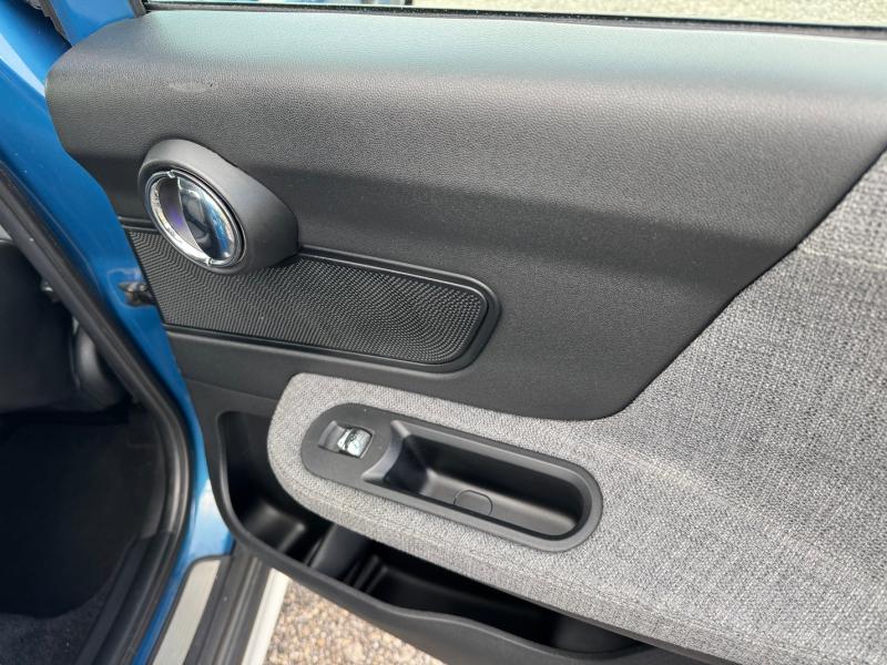 Car Thumb