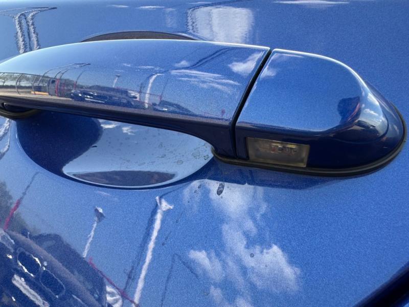 Car Thumb