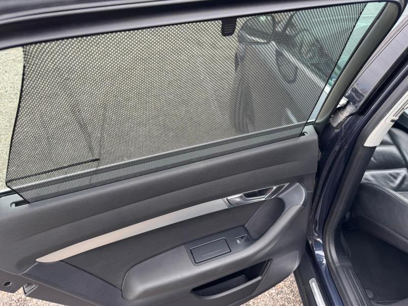 Car Thumb