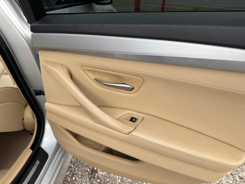 Car Thumb