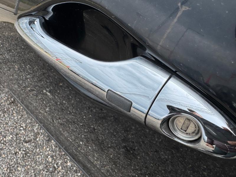 Car Thumb