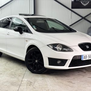 Seat Leon FR | 2.0 𝗗𝗜𝗘𝗦𝗘𝗟 | 𝟭70 𝗖𝗣 | 𝟮𝟬𝟭0/Trapa